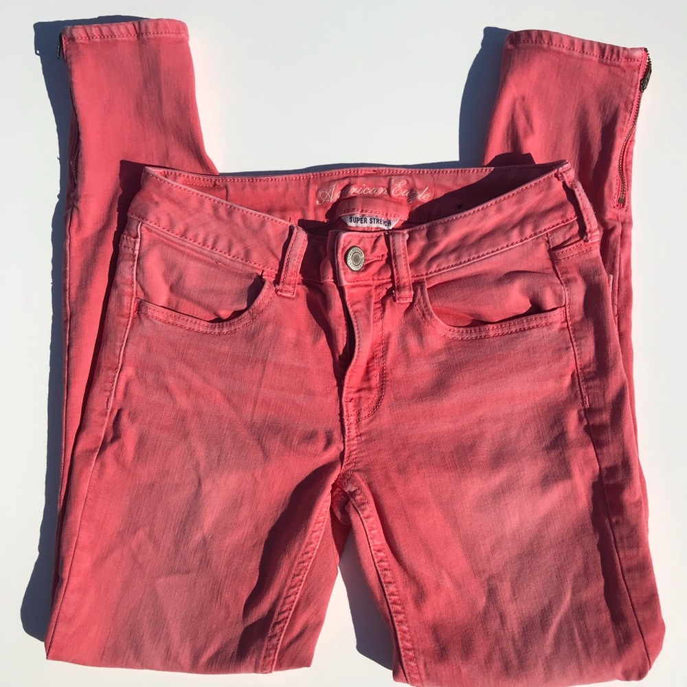 American Eagle pink skinny jeans